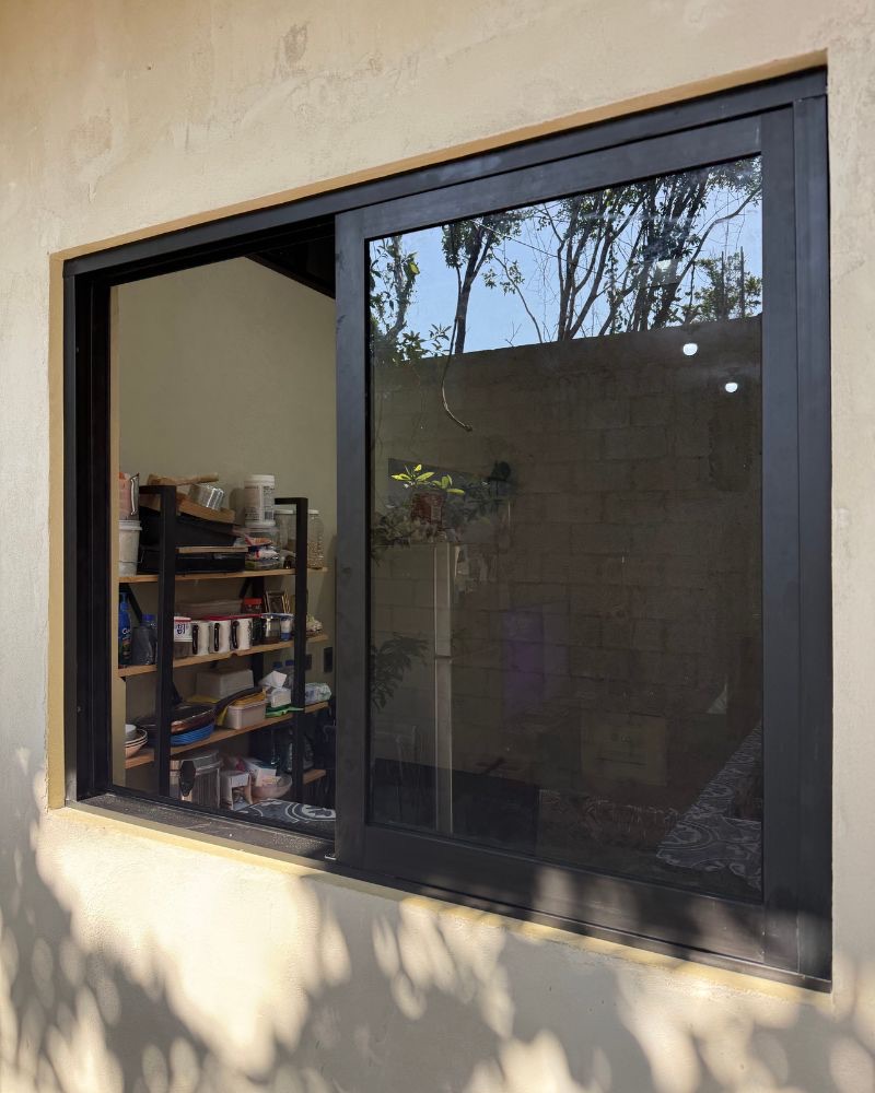 Ventanas de aluminio — Grupo Jassa